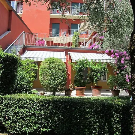 Borgo Antico Apartment
