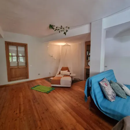 Apartment Borgo Antico Toscolano-Maderno